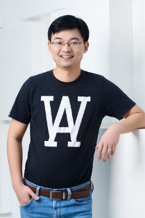 李强